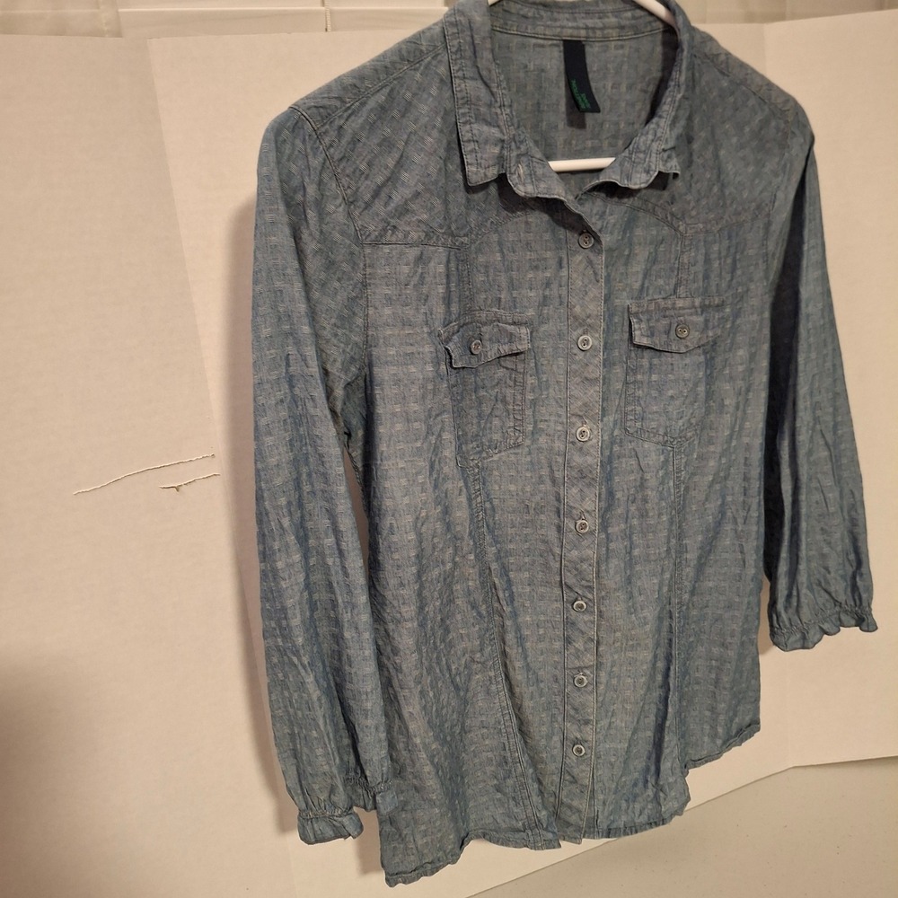 BENETTON JEANS Women's‎ Blue Textured Chambray Button Up Shirt Size M